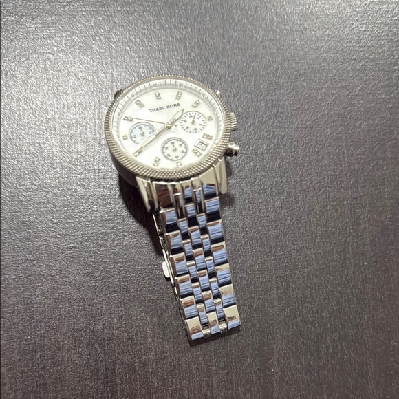 Michael Kors Silver Chronograph Watch - Picture 1 of 3